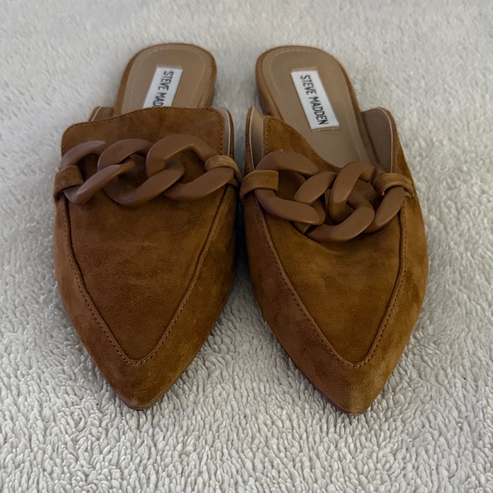 Steve Madden Tan Suede Chain Mules - Picture 2 of 4